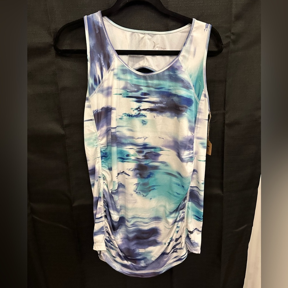 Old Navy Active Maternity Tank size L